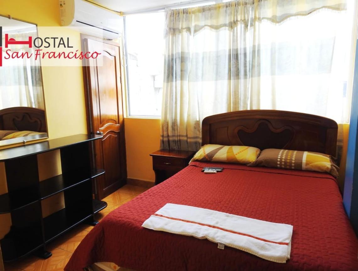 Hostal San Francisco San Cristóbal 外观 照片