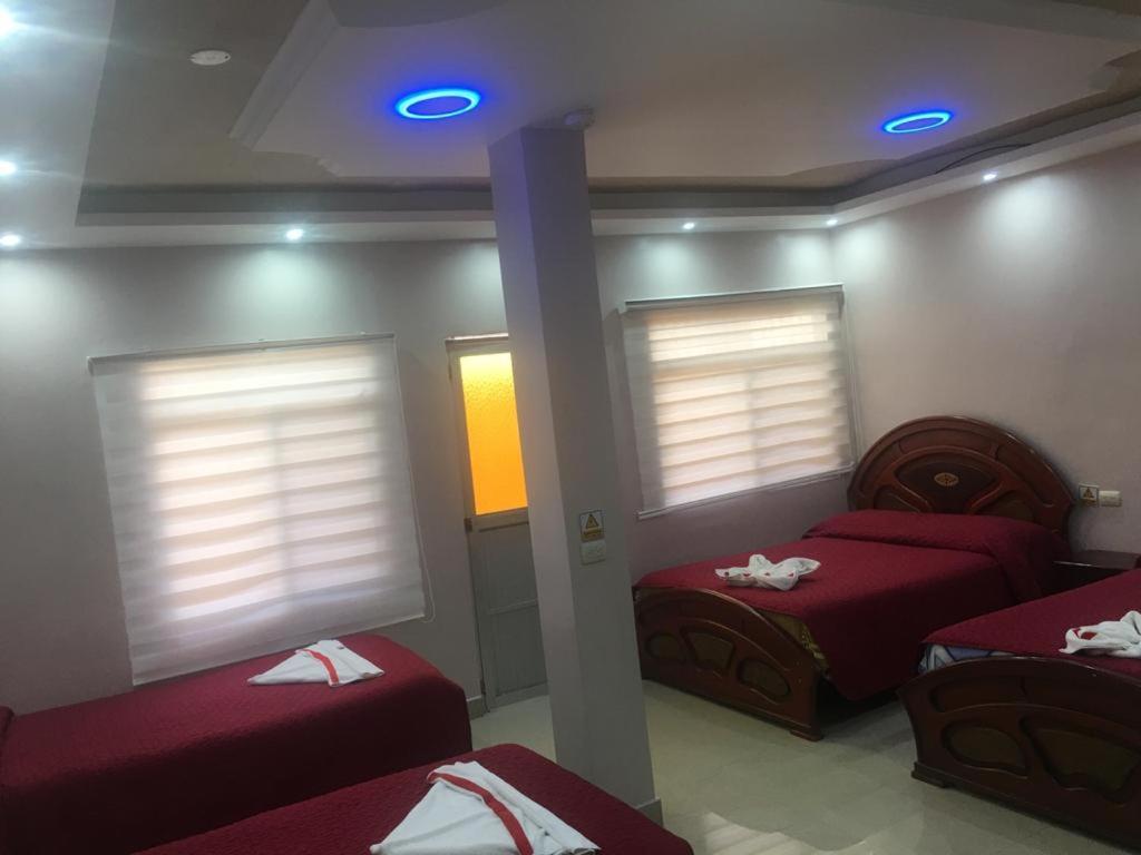 Hostal San Francisco San Cristóbal 外观 照片